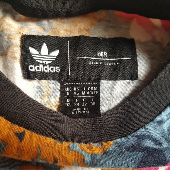 Adidas Her Studio London Tee Floral Top  Short Sleeve Trefoil Logo Women XS - Picture 3 of 3